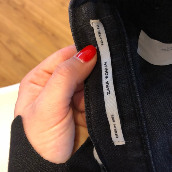 Black Zara Distressed Jeans - Picture 6 of 7